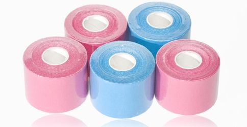 KInesio-Tape eingerollt KInesio-Tape eingerollt