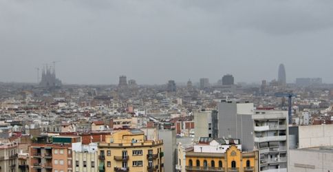 Kräftiger Regenschauer über Barcelona. Kräftiger Regenschauer über Barcelona.